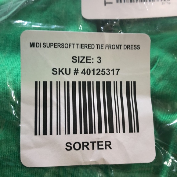 😱 Torrid size 3 green jellybean dress - Picture 4 of 9